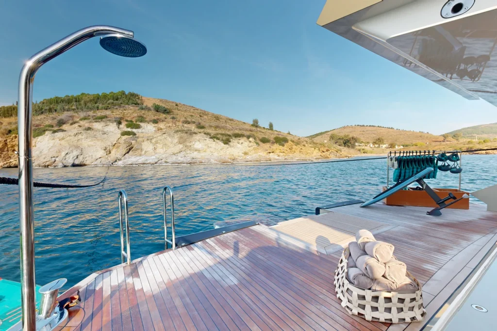eternal spark yacht swimming platform