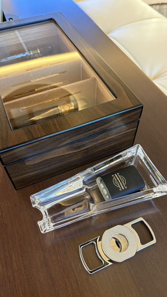 Eternal Spark yacht charter, cigars on a yacht (3)